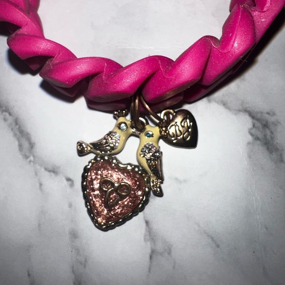 Betsey Johnson Silicone Chain Link Bracelet - Picture 3 of 5